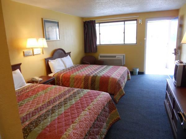 Super 8 By Wyndham - Norfolk 2*