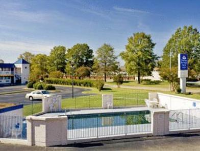 Super 8 By Wyndham - Norfolk Motel Portsmouth